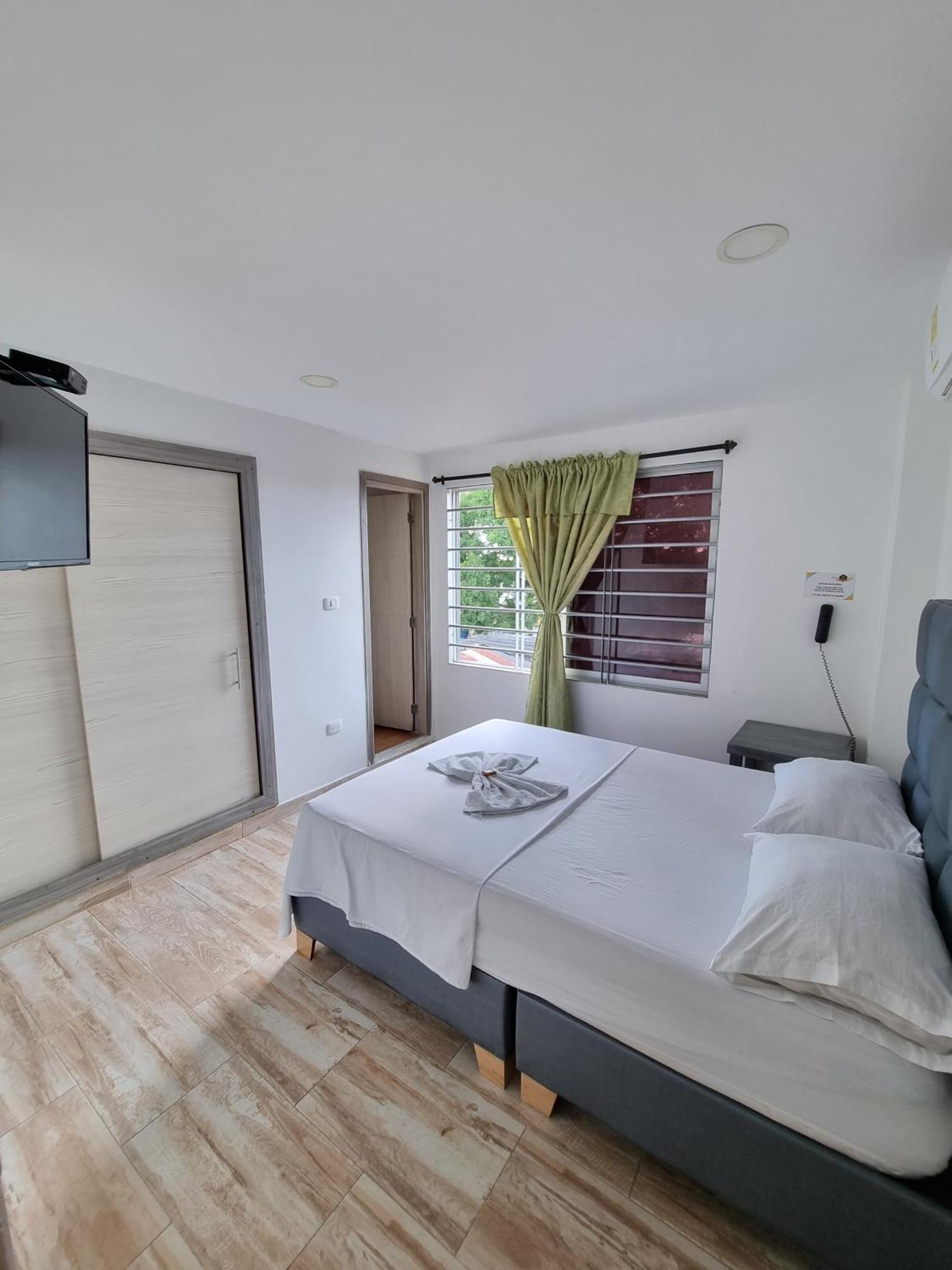 Hotel Ibiza Central Montería Dış mekan fotoğraf